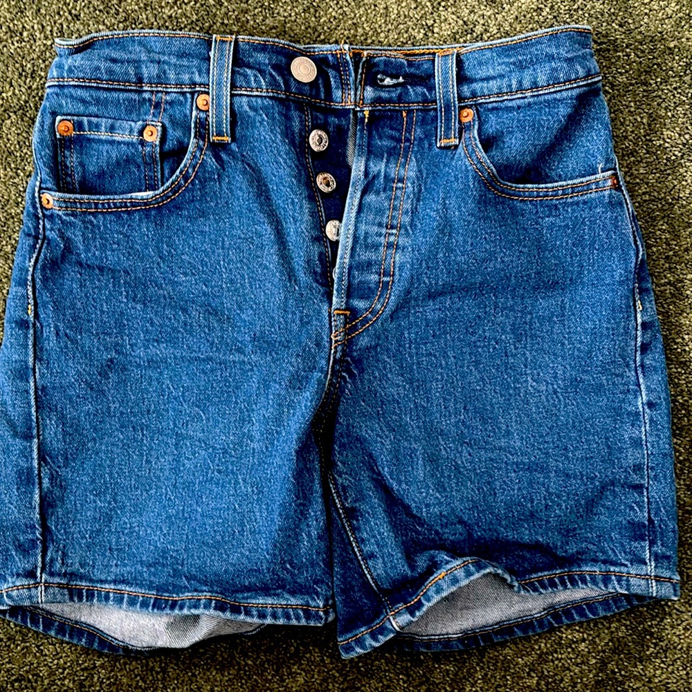Levi’s 501 Mid Thigh Shorts